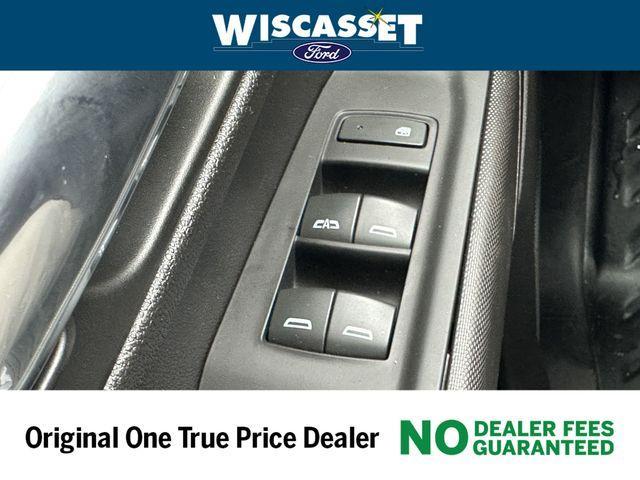 used 2023 GMC Sierra 1500 car, priced at $35,995