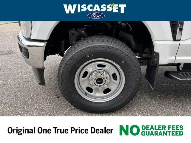 new 2025 Ford F-350 car, priced at $49,592