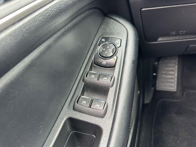 used 2023 Ford Edge car, priced at $25,995