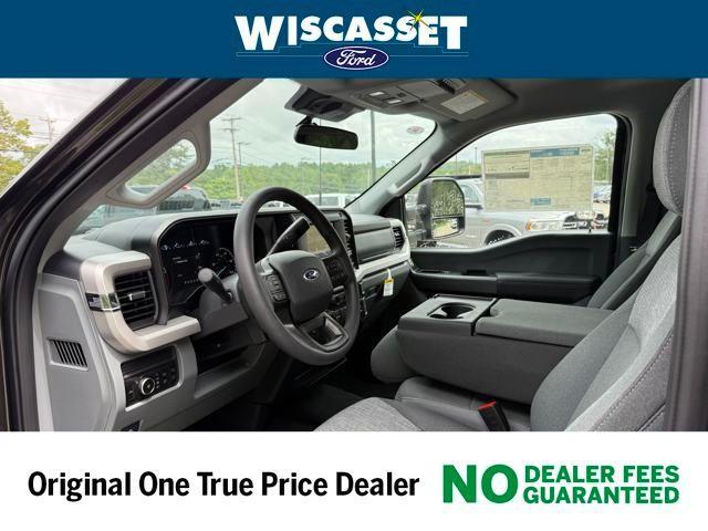 new 2025 Ford F-250 car, priced at $68,642