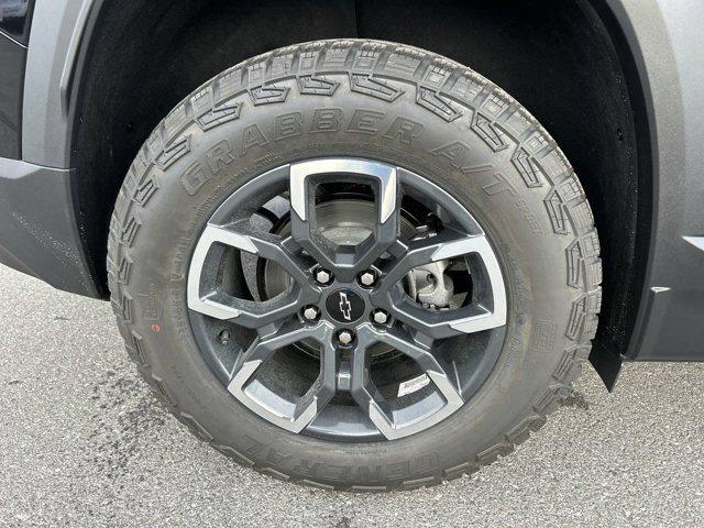 new 2026 Chevrolet Equinox car, priced at $37,188