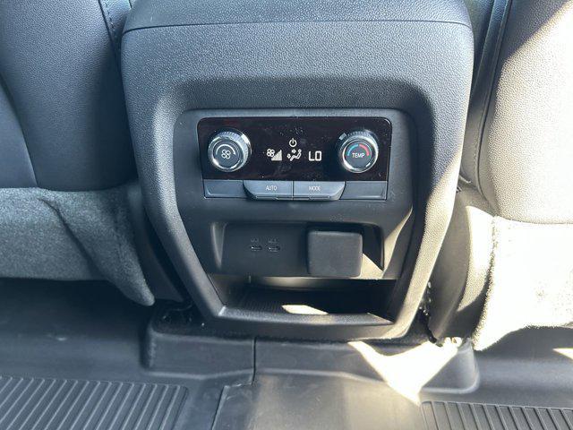 new 2026 Chevrolet Traverse car, priced at $48,088