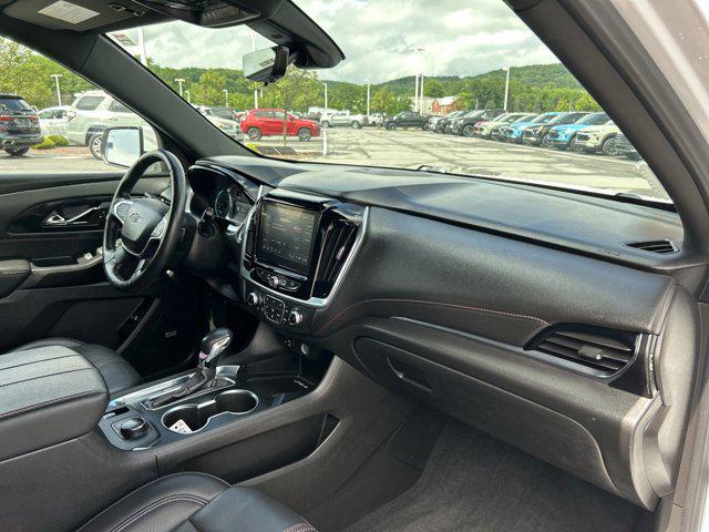 used 2022 Chevrolet Traverse car, priced at $35,300
