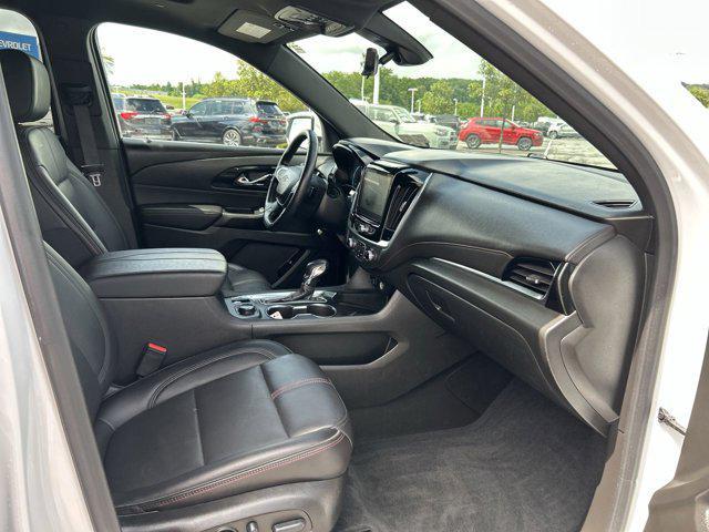 used 2022 Chevrolet Traverse car, priced at $35,300