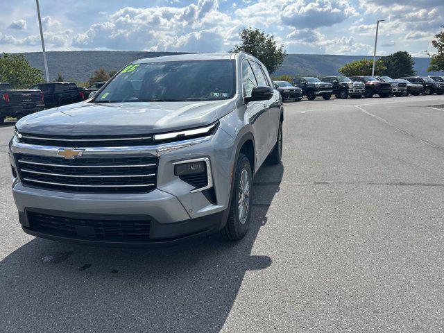 new 2025 Chevrolet Traverse car, priced at $48,188