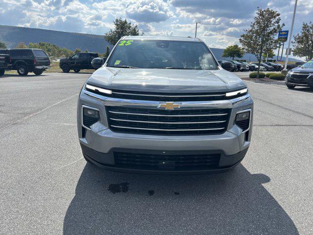 new 2025 Chevrolet Traverse car, priced at $48,188