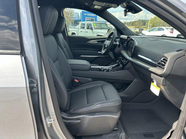 new 2025 Chevrolet Traverse car, priced at $48,188