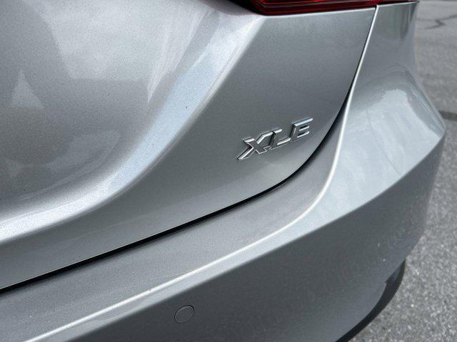 used 2018 Toyota Camry car, priced at $19,900