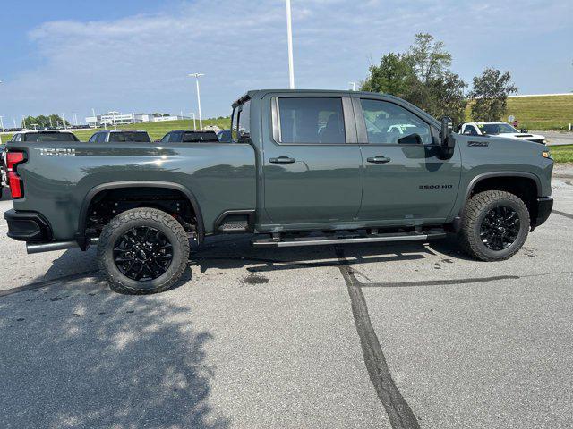 new 2025 Chevrolet Silverado 3500 car