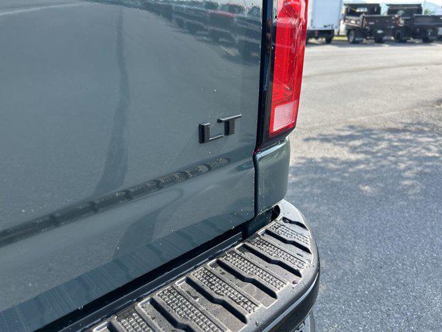 new 2025 Chevrolet Silverado 3500 car