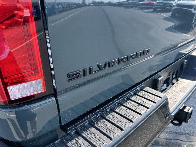 new 2025 Chevrolet Silverado 3500 car