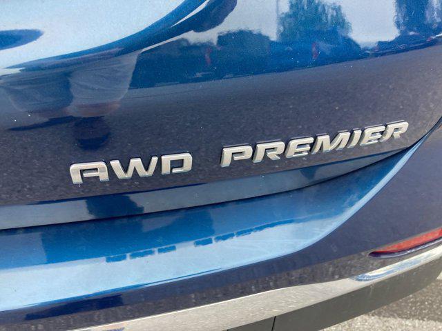 used 2021 Chevrolet Equinox car, priced at $21,300