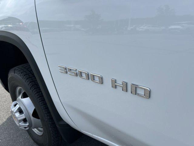 new 2025 Chevrolet Silverado 3500 car