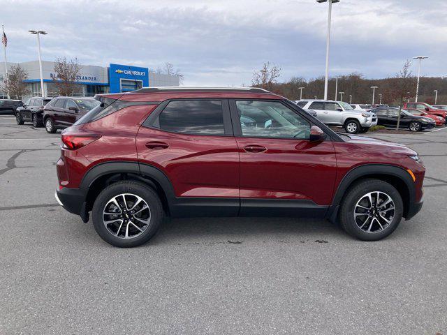 new 2025 Chevrolet TrailBlazer car, priced at $29,988