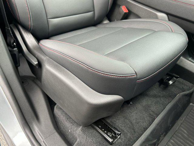 new 2025 Chevrolet Traverse car, priced at $54,388