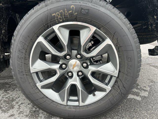 new 2025 Chevrolet Silverado 1500 car, priced at $43,388