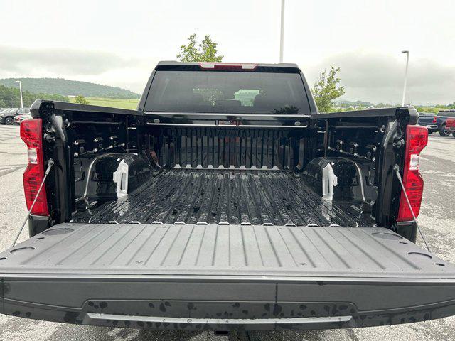 new 2025 Chevrolet Silverado 1500 car, priced at $43,388