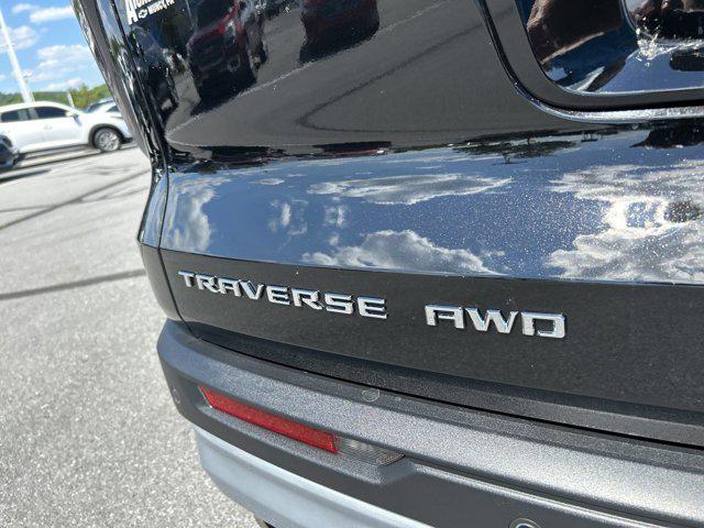 new 2025 Chevrolet Traverse car, priced at $44,188