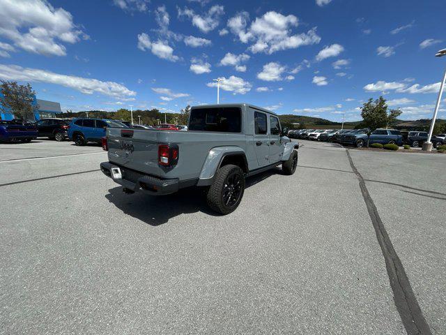 used 2025 Jeep Gladiator car, priced at $37,000