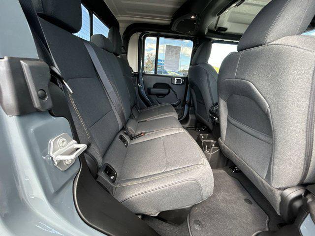 used 2025 Jeep Gladiator car, priced at $37,000