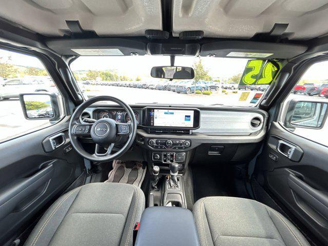 used 2025 Jeep Gladiator car, priced at $37,000