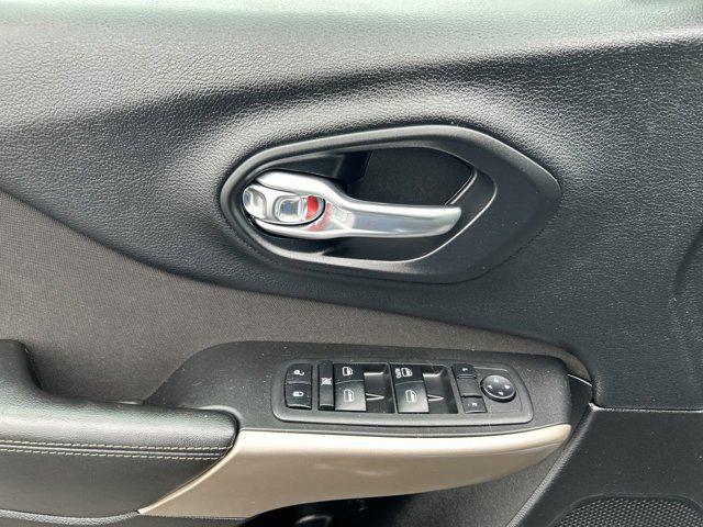 used 2018 Jeep Cherokee car, priced at $13,900