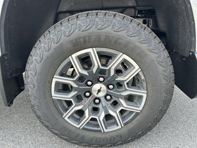 new 2025 Chevrolet Colorado car, priced at $45,488