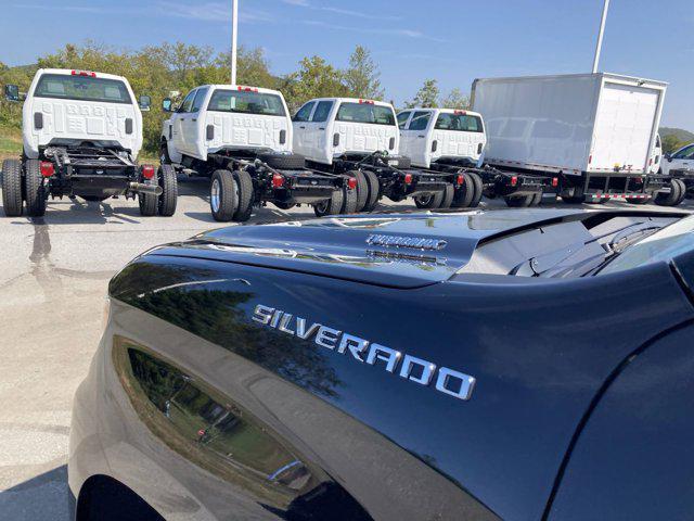 new 2025 Chevrolet Silverado 1500 car, priced at $45,388