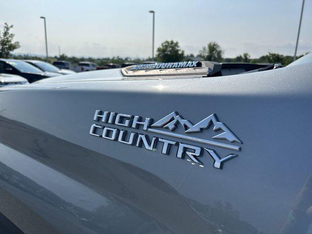 new 2025 Chevrolet Silverado 2500 car
