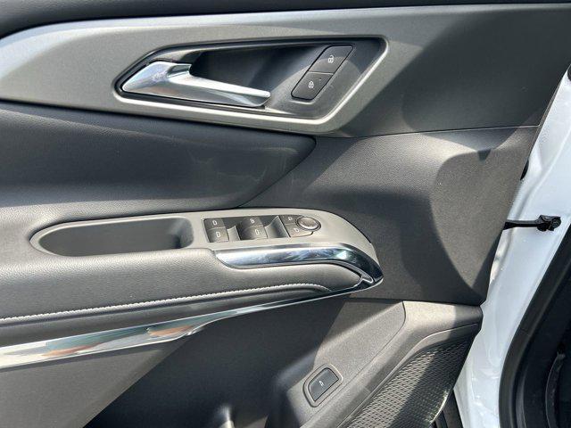 new 2025 Chevrolet Traverse car, priced at $44,188