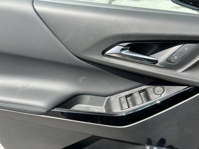 used 2025 Chevrolet Equinox car, priced at $32,000
