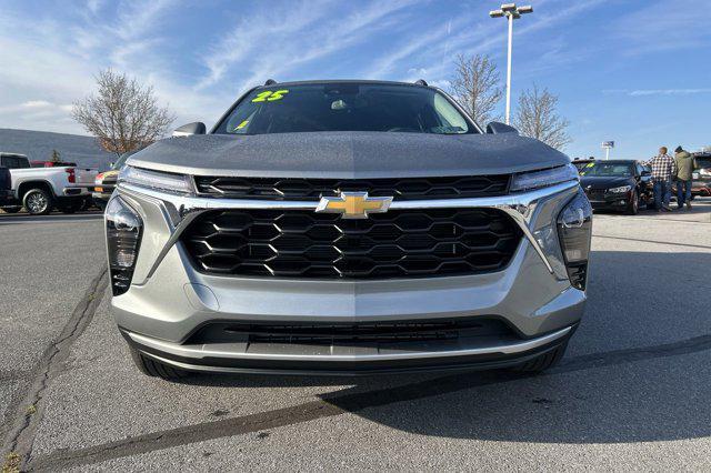 new 2025 Chevrolet Trax car, priced at $24,588