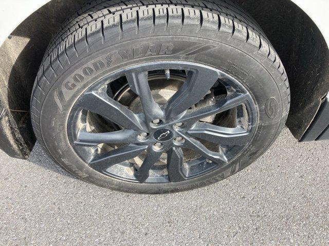 used 2023 Chevrolet Equinox car, priced at $25,000