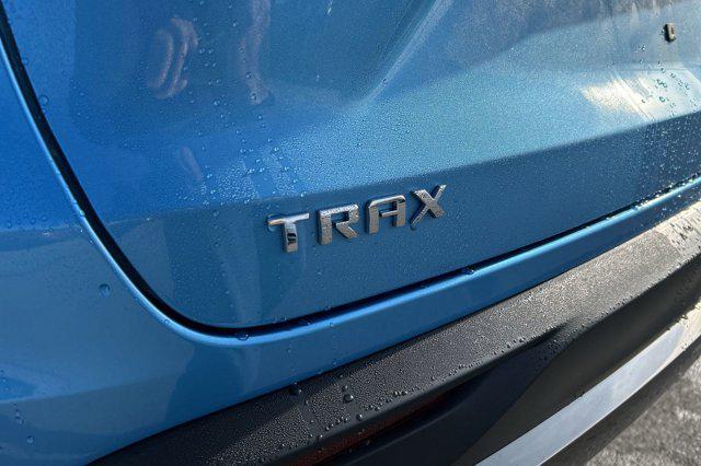 new 2025 Chevrolet Trax car, priced at $26,188