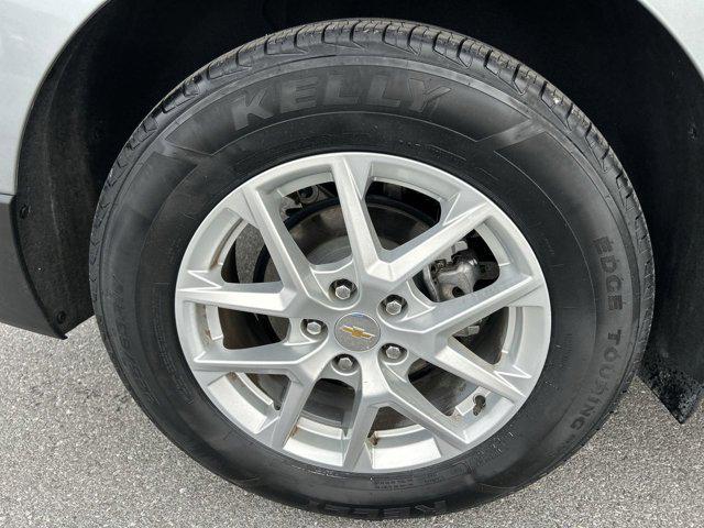 used 2024 Chevrolet Equinox car, priced at $22,300