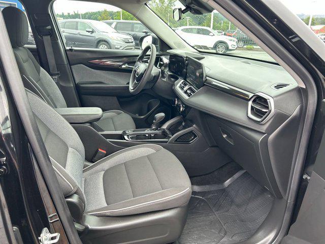 used 2025 Chevrolet TrailBlazer car, priced at $27,000