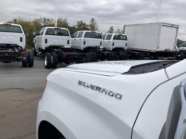 new 2025 Chevrolet Silverado 1500 car, priced at $50,488