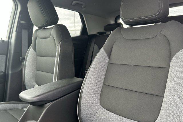 new 2025 Chevrolet TrailBlazer car, priced at $30,488