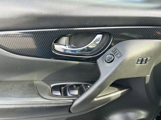 used 2019 Nissan Rogue car, priced at $16,250