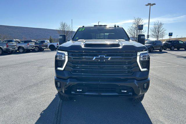 new 2025 Chevrolet Silverado 2500 car, priced at $91,888