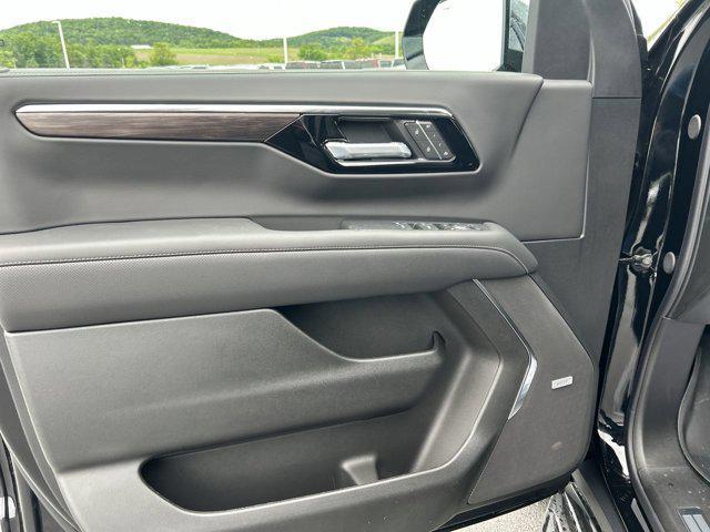 new 2025 Chevrolet Suburban car, priced at $88,988
