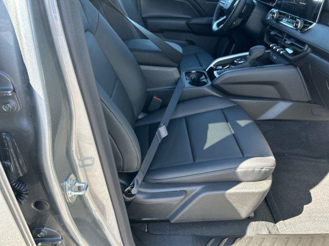 new 2026 Chevrolet Colorado car, priced at $44,088
