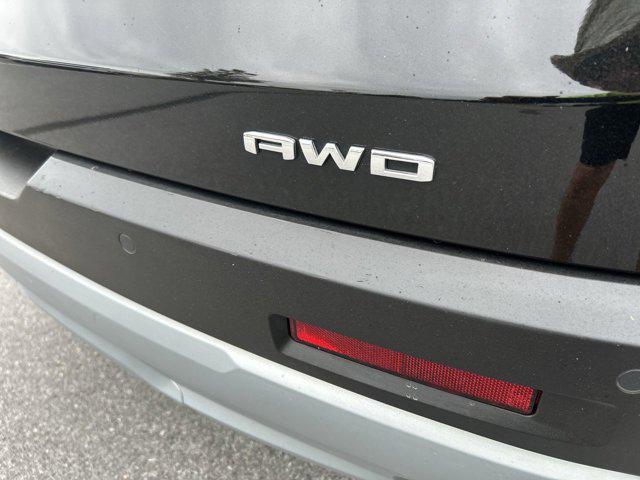 used 2023 GMC Acadia car, priced at $30,900