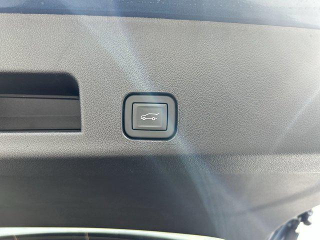 new 2026 Chevrolet Traverse car, priced at $57,188