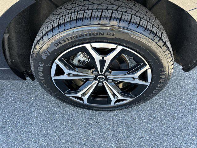 used 2022 Volvo XC60 car, priced at $32,000