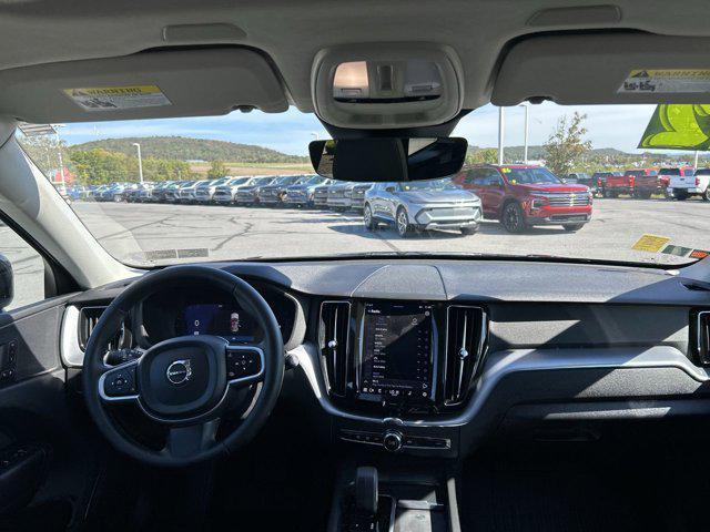 used 2022 Volvo XC60 car, priced at $32,000