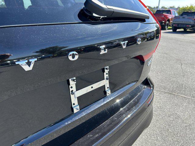 used 2022 Volvo XC60 car, priced at $32,000