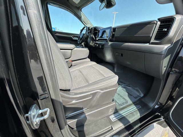 used 2022 Chevrolet Silverado 1500 car, priced at $31,000