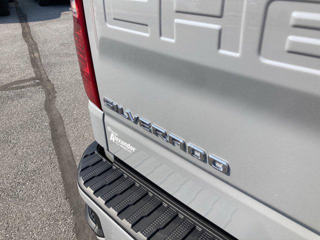 new 2025 Chevrolet Silverado 1500 car, priced at $43,388