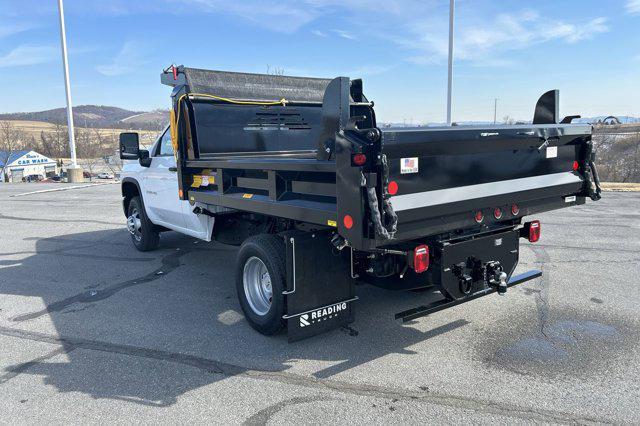new 2025 Chevrolet Silverado 3500 car